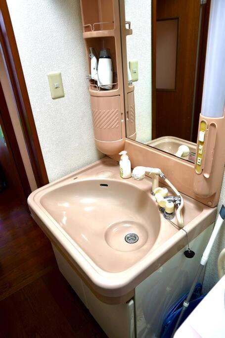 空港直接アクセス Jr山手線日暮里駅徒歩8分アパートメント/千駄木ハウス